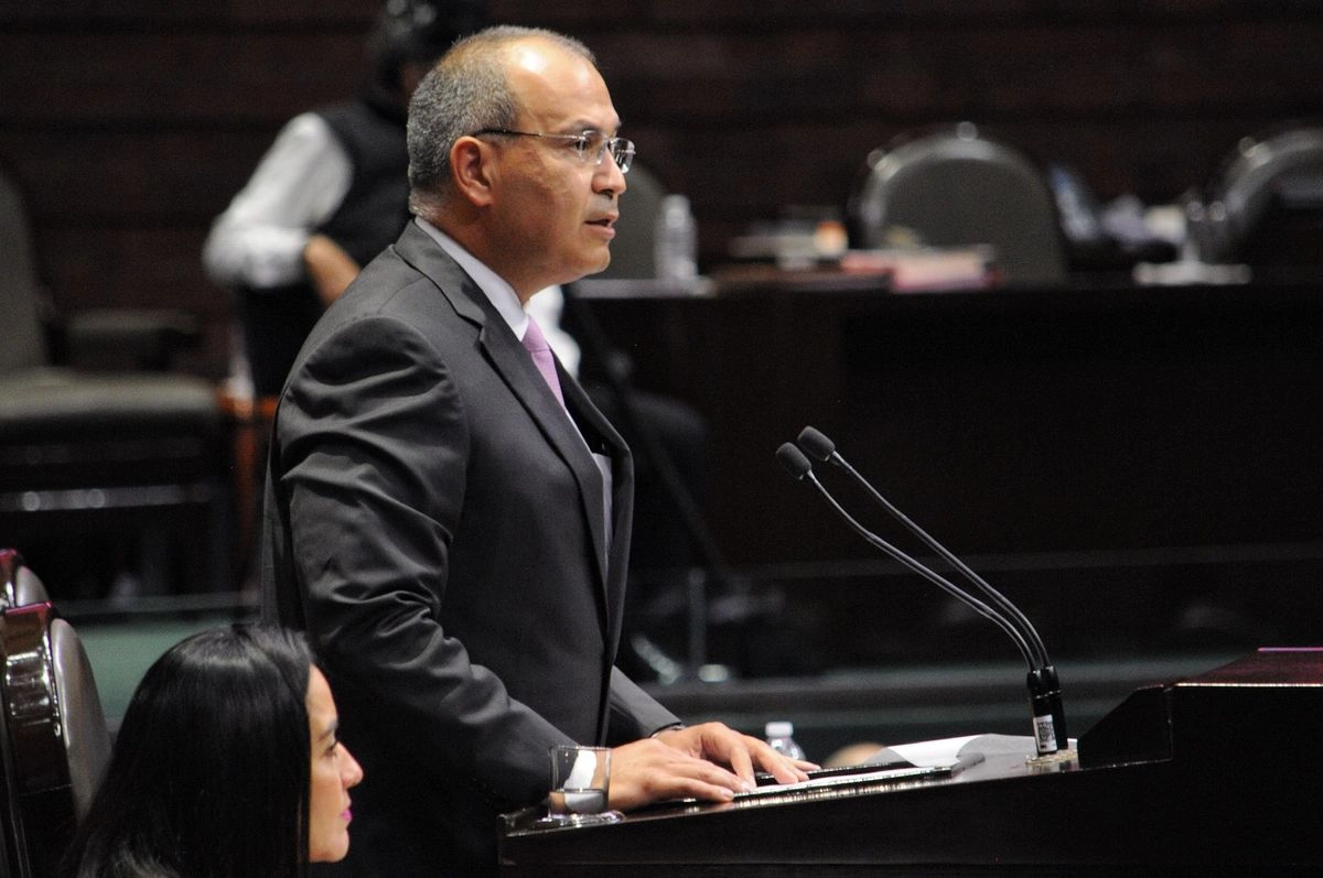 Defensa de Treviño acusa a México de “perseguir inocentes”; descarta deportación