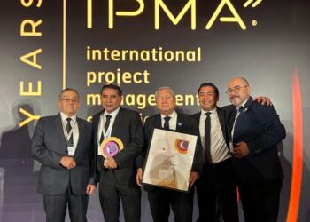 Entregan Premio Internacional a la Excelencia de Proyectos 2025 a Refinería Olmeca