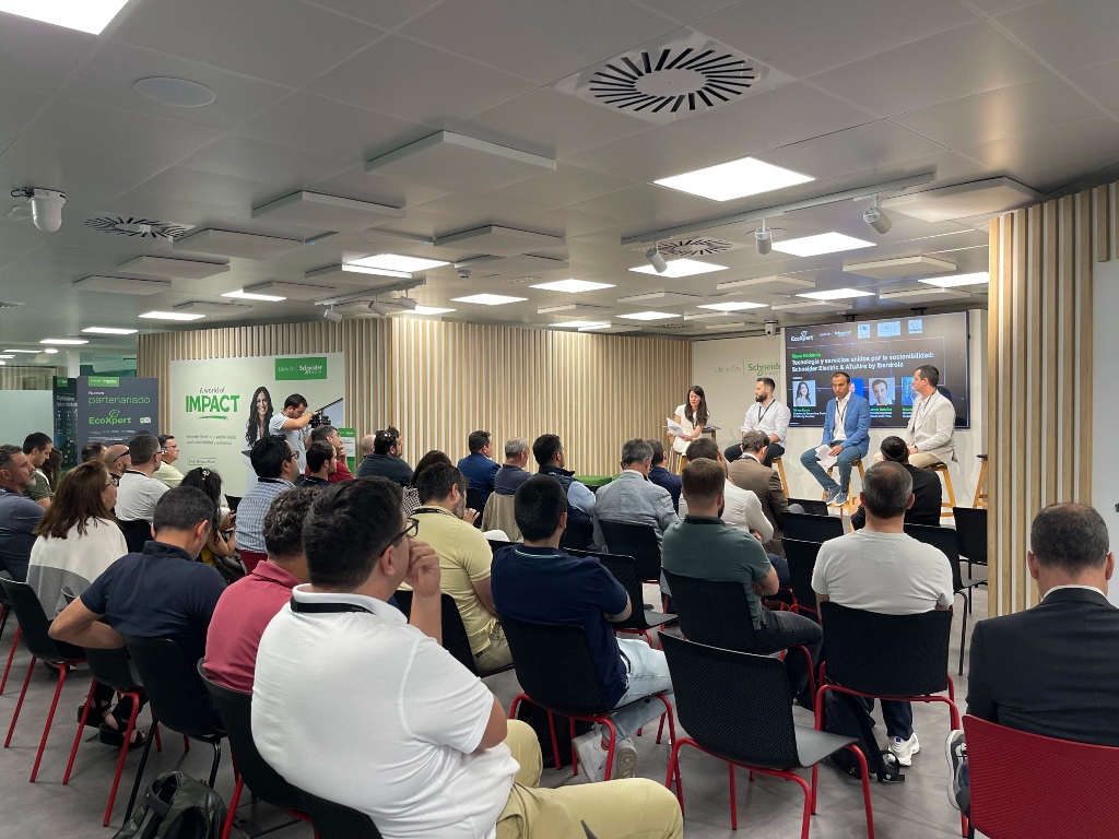 Schneider Electric suma esfuerzos con Iberdrola para la descarbonización