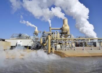 Sener concede a ENAL concesión geotérmica por 30 años