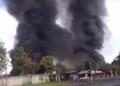 ¡Otra vez! Pipa vuelca y se incendia en la México–Tuxpan ¡Otra vez! Pipa vuelca y se incendia en la México–Tuxpan