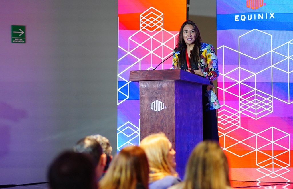 Equinix inaugura Centro de Datos MO2 en NL