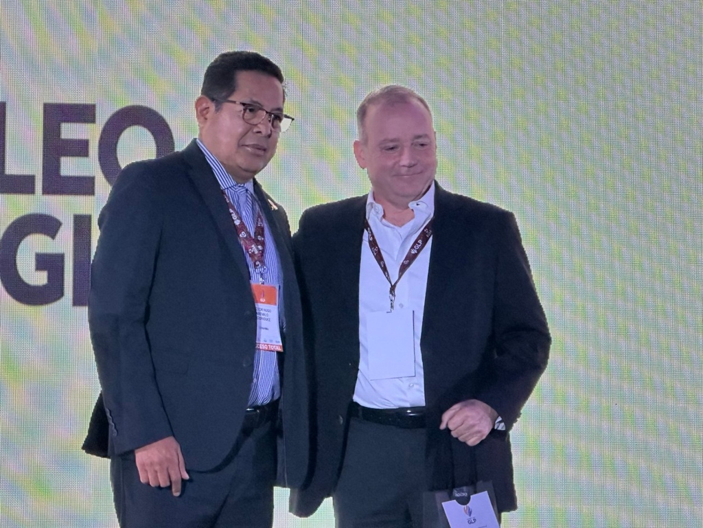 Cierre de refinerías en EEUU afecta al mercado mexicano Cierre de refinerías en EEUU afecta al mercado mexicano