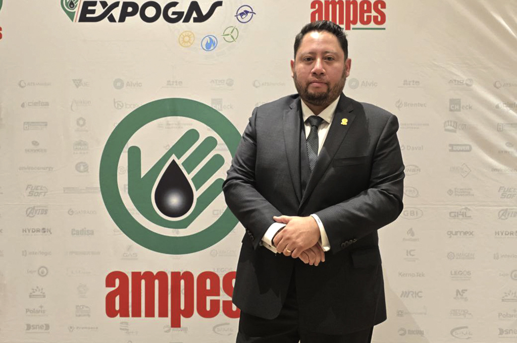 Ricardo Quiroz es reelegido para guiar AMPES un año más