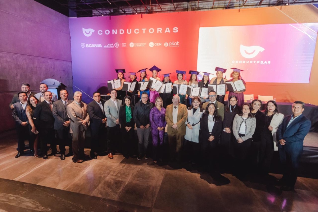 ¡Más mujeres al volante! Se gradúa la 7ª. Generación de Conductoras Scania ¡Más mujeres al volante! Se gradúa la 7ª. Generación de Conductoras Scania