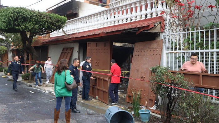 Explosión de pipa causa lesiones a dos personas en CDMX