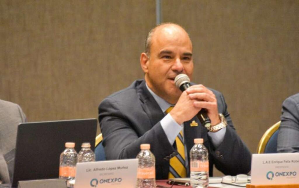 Enrique Felix Robelo durante su ratificación como presidente de Onexpo Nacional en asamblea de empresarios gasolineros