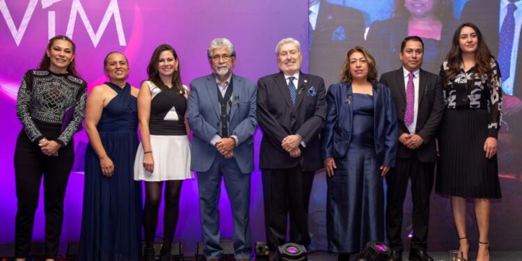 WIM premia a 17 centros mineros por equidad