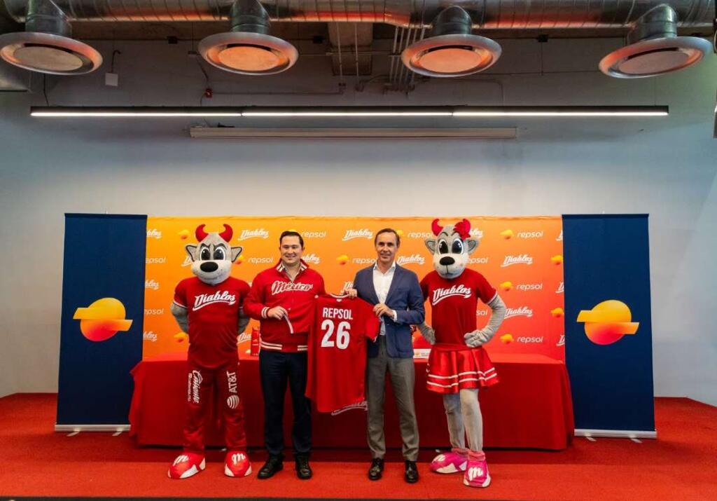 Repsol anuncia patrocinio con Diablos Rojos del México para fortalecer su presencia y crecimiento en el sector energético en México.