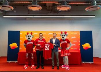 Repsol apuesta por México y el beisbol