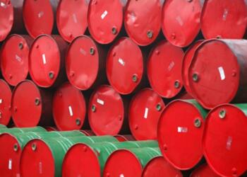 Petróleo mexicano repunta a 66.63 dólares; gasolina se mantiene estable