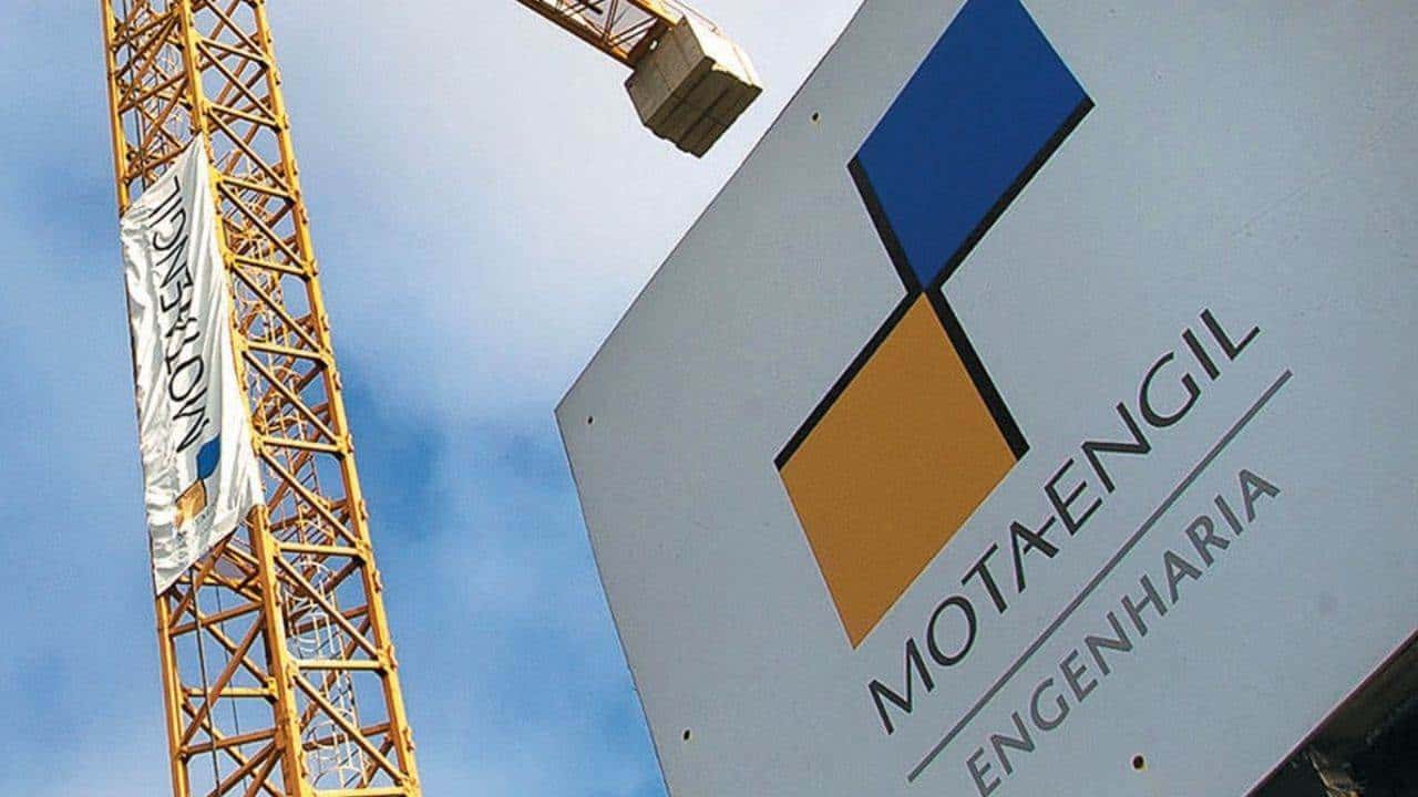 Mota-Engil, AES y Enel se disputan proyectos eléctricos de CFE