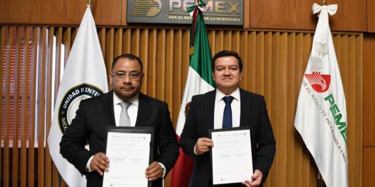 Hacienda y Pemex firman pacto para rastrear el dinero del huachicol