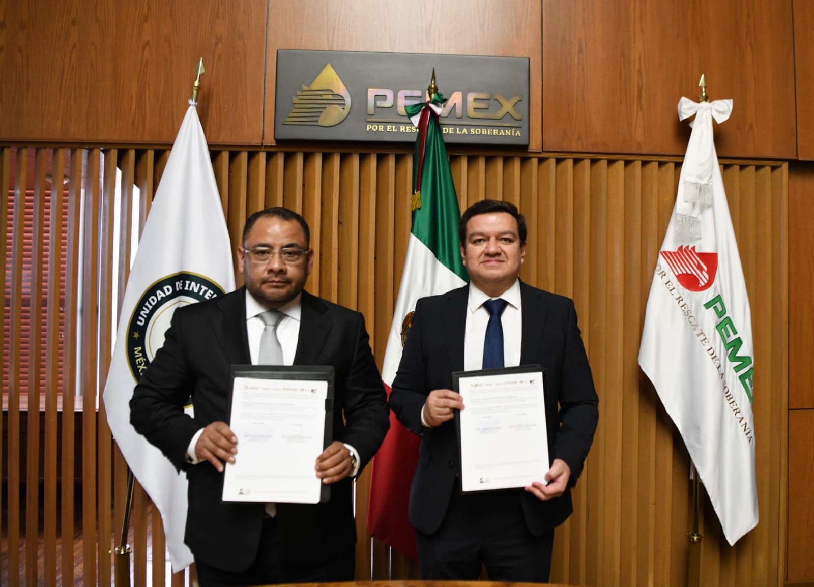 Hacienda y Pemex firman pacto para rastrear el dinero del huachicol
