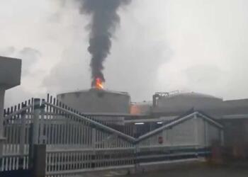 Tormenta eléctrica provoca incendio en terminal Pajaritos; no hay heridos
