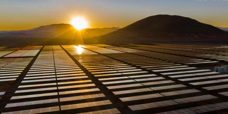 Genux enciende 201 MW de energía solar en el Edomex