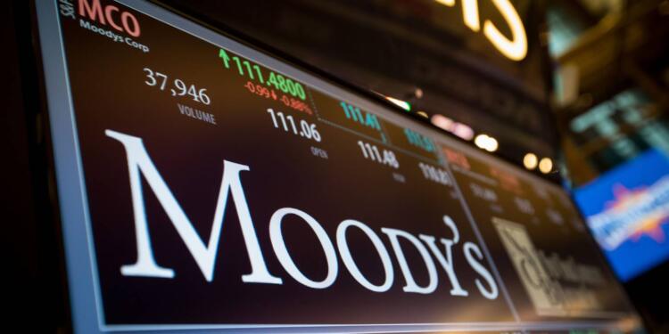Déficit eléctrico de 11.9 GW amenaza metas del Plan México: Moody’s