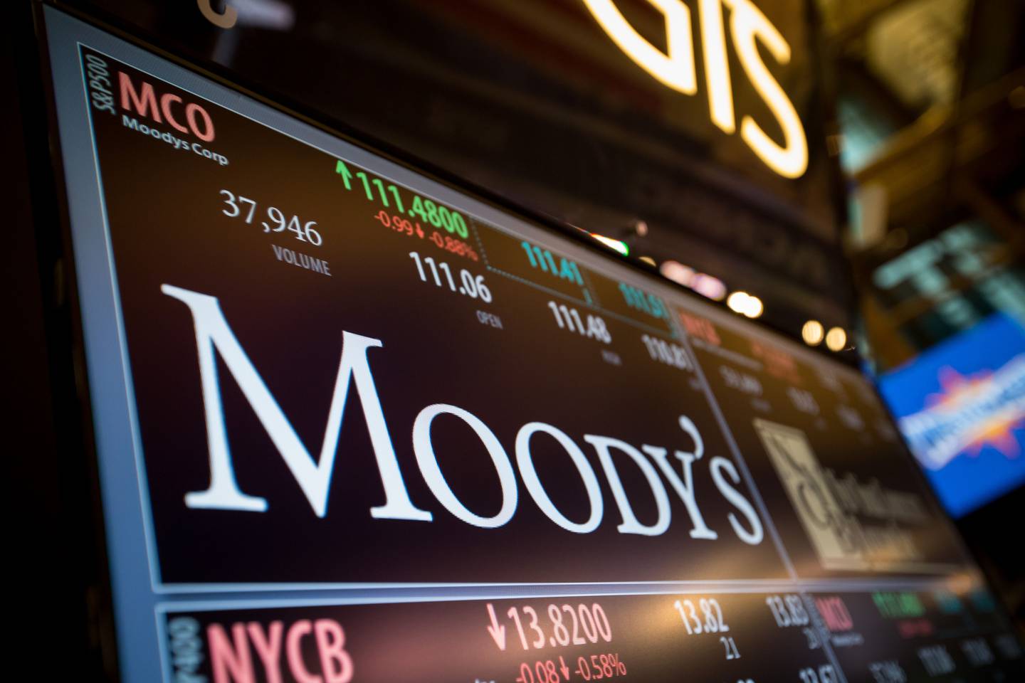 Déficit eléctrico de 11.9 GW amenaza metas del Plan México: Moody’s